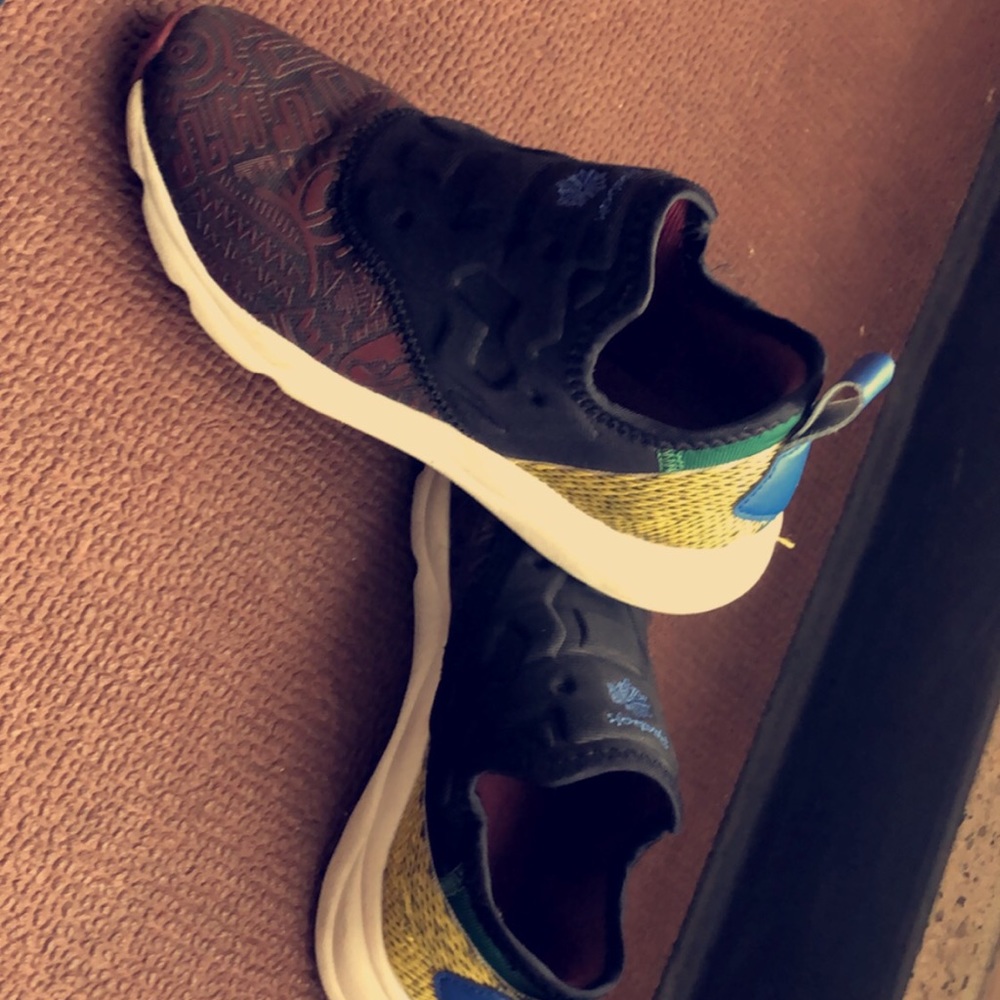 Reebok tennis shoes